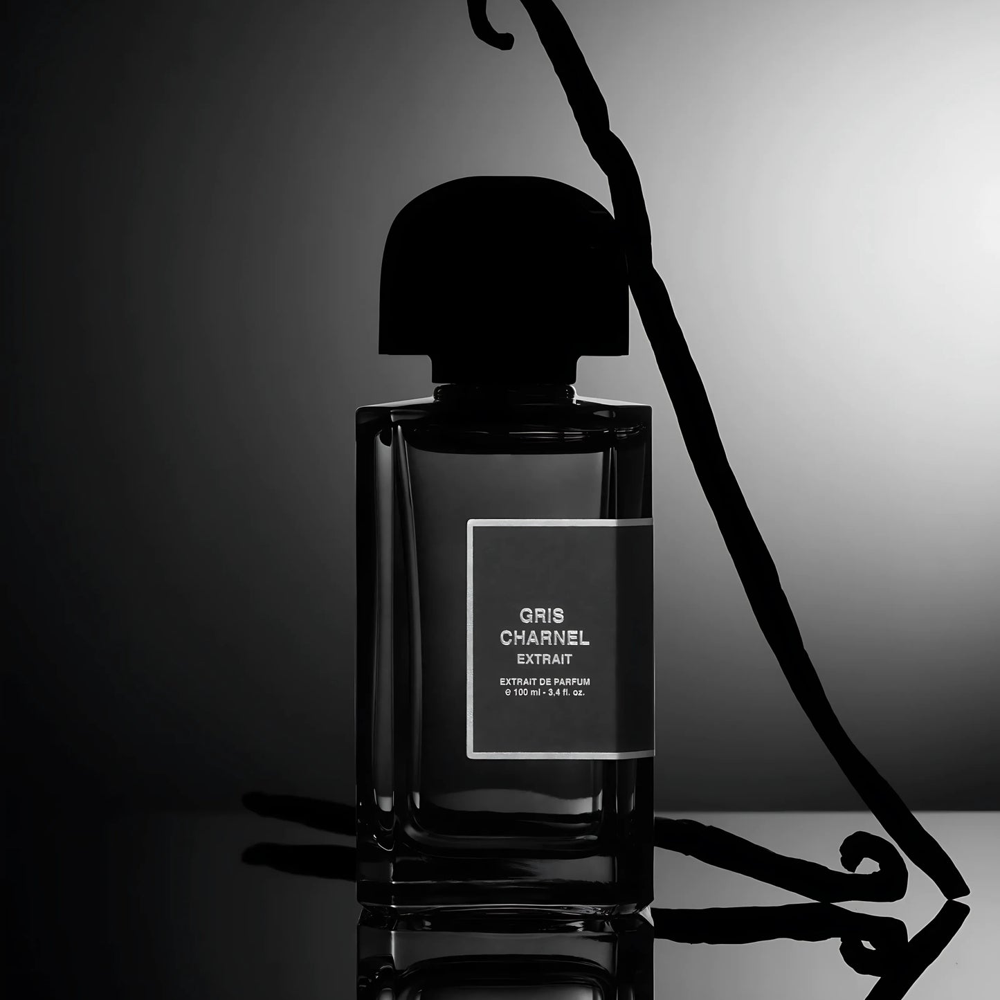 Gris Charnel Extrait de Parfum