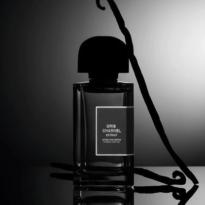 Gris Charnel Extrait de Parfum